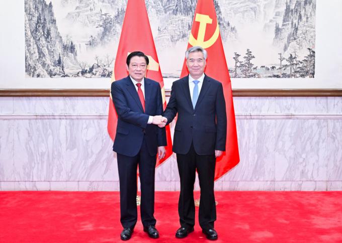 李希会见越南共产党代表团
